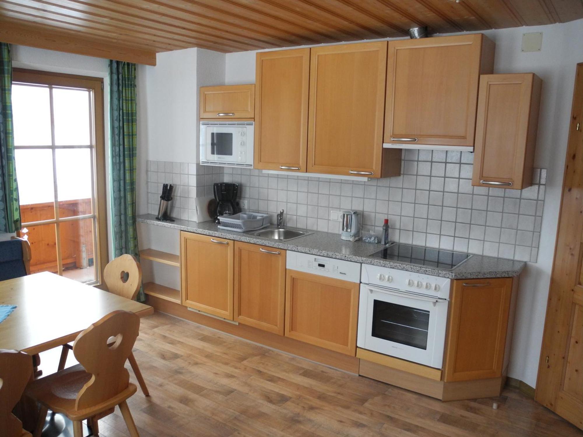 Honsnhof Apartment Tux Bagian luar foto